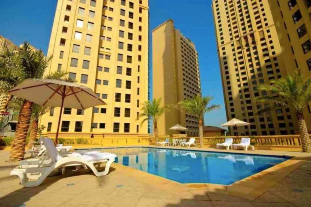 The Premium Jbr Sea View Luxury Suite Awarded "Traveller Award 2025" Dubai Eksteriør bilde